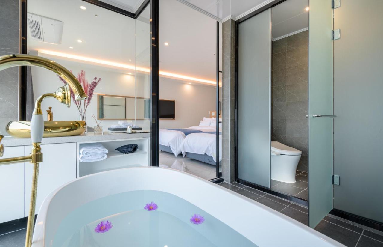 Hotel Mer Bleue Csedzsu Kültér fotó